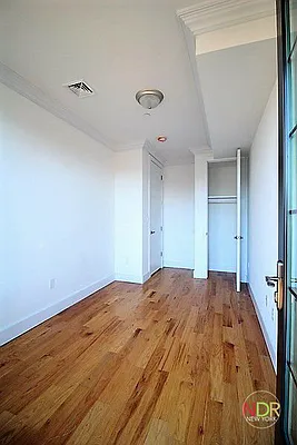 Rented by Next Door Realty NYC | media 11
