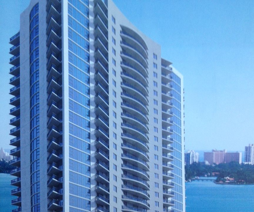1st image of 425 NE 22nd St APT 703