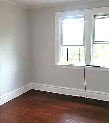 4th image of 226 Schley St APT 3