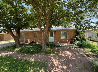 820 Hickory St, Idalou, TX 79329