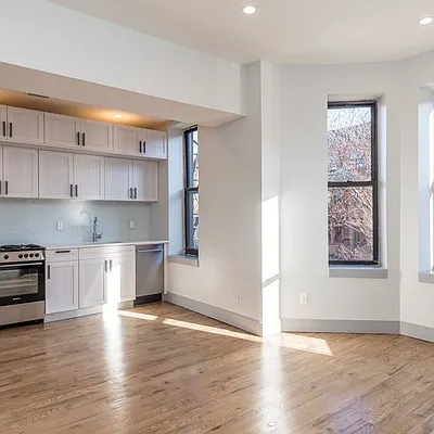 Rented by Nooklyn NYC LLC | media 18