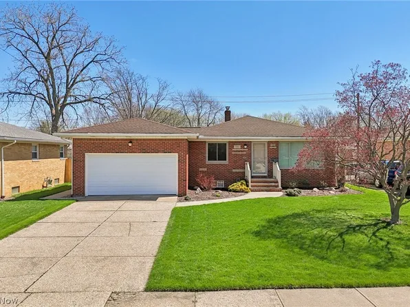 7311 Beresford Ave, Parma, OH 44130