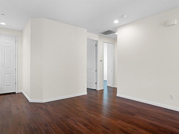 5th image of 2120 Westphalian Drive