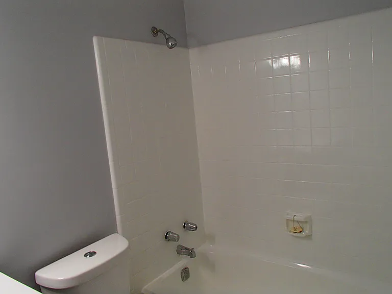 925 Bradford Cir — Photo 24
