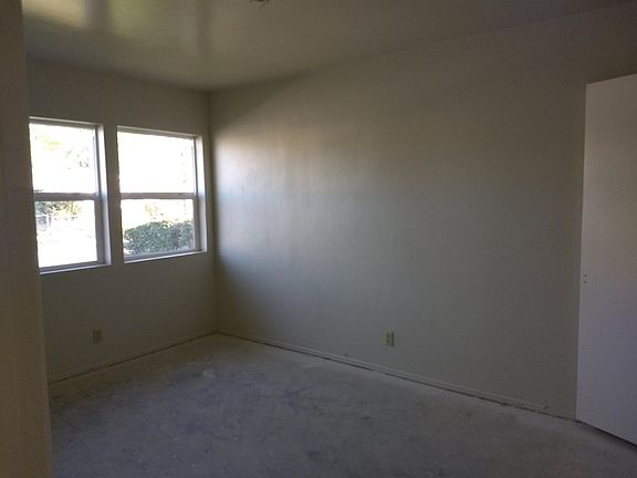 Bedroom SE