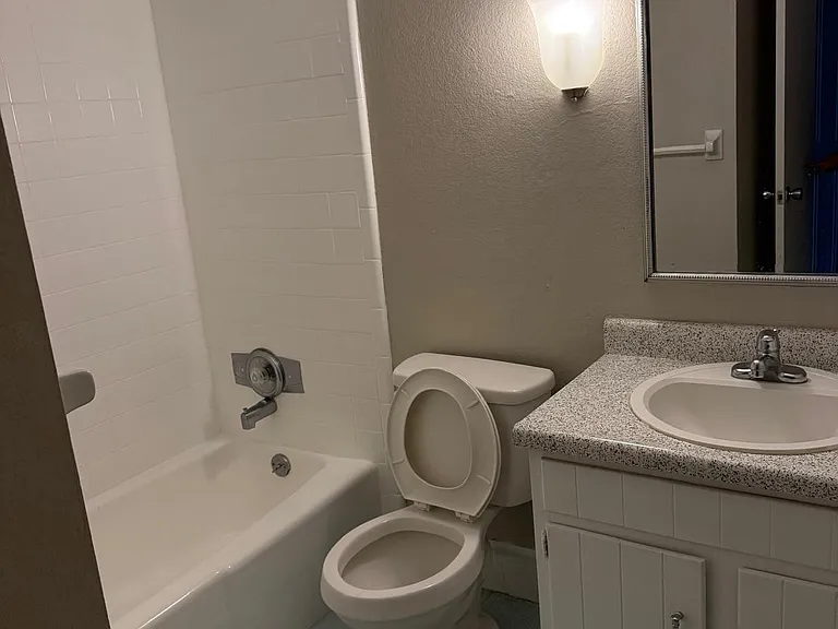 5335 Hansel Ave #C-8 — Photo 12