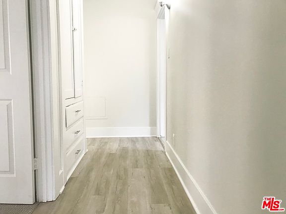 4th image of 5345 6th Ave