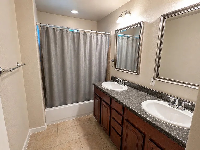 200 W North Loop Blvd #A — Photo 14