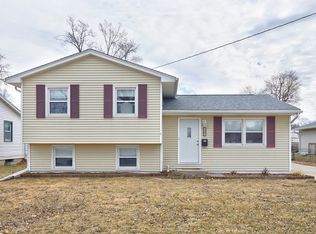 2607 E 38th St, Des Moines, IA 50317