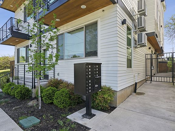 2nd image of 6610 N Greenwich Ave #5