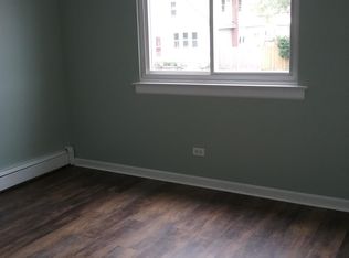 12602 Artesian Ave APT 2, Blue Island, IL