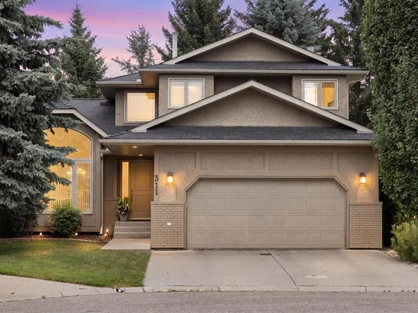 311 SE Woodhaven Bay SW, Calgary, AB T2W 5S2