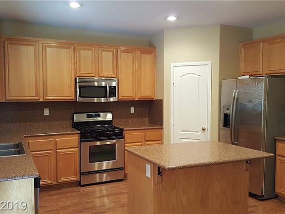 3rd image of 3313 Visionary Bay Ave #0