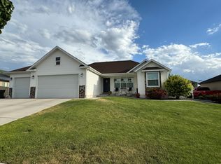2098 E Ravine Rd, Enoch, UT 84721