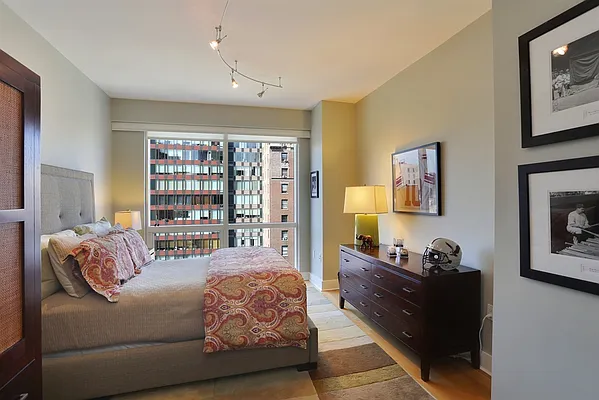 Sold by Corcoran | media 6