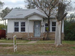 318 S Austin St, Amarillo, TX 79106