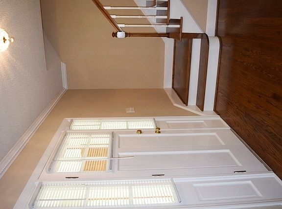 3rd image of 2445 Shiland Dr
