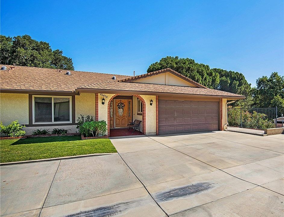 1st image of 26410 Oak Highland Dr
