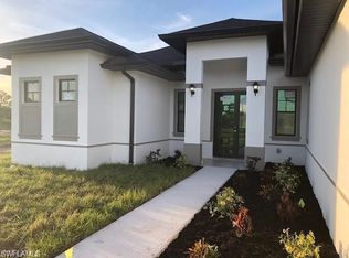 5707 Everglades Blvd N, Naples, FL 34120