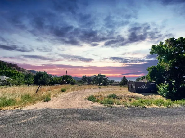 N 400 W, Kanab, UT 84741