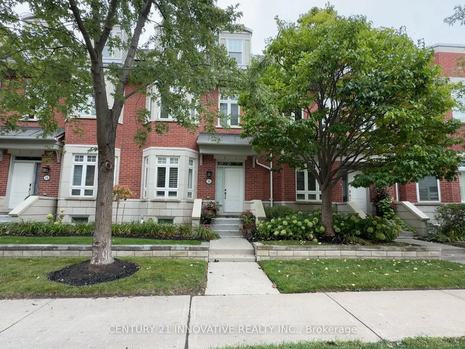 3 bed, $5,100 — Photo 2
