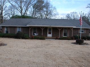 1707 Calcutta Dr, Opelika, AL 36801