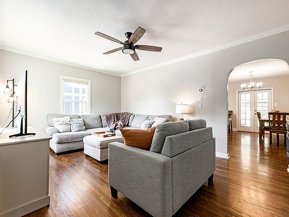 5th image of 2636 S Glenmare St