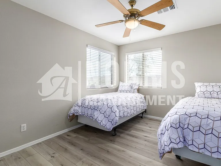1553 E Alba Dr — Photo 20