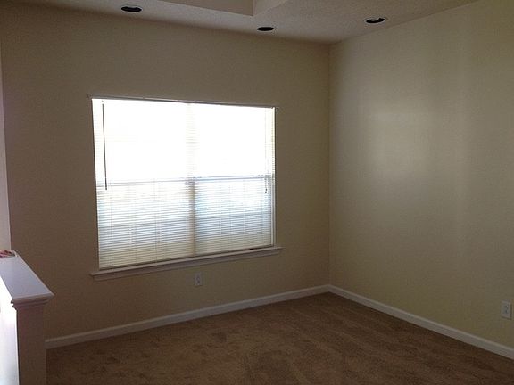 5th image of 1208 Archdale Ct