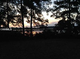 35 Old Oak Rd, Bluffton, SC 29909