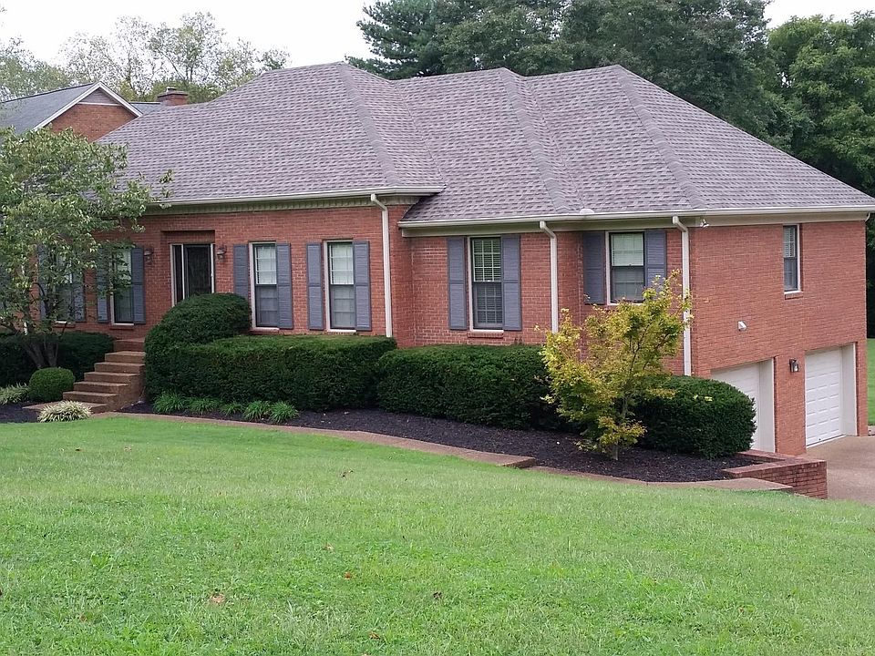 Short walk to Crockett Park trails