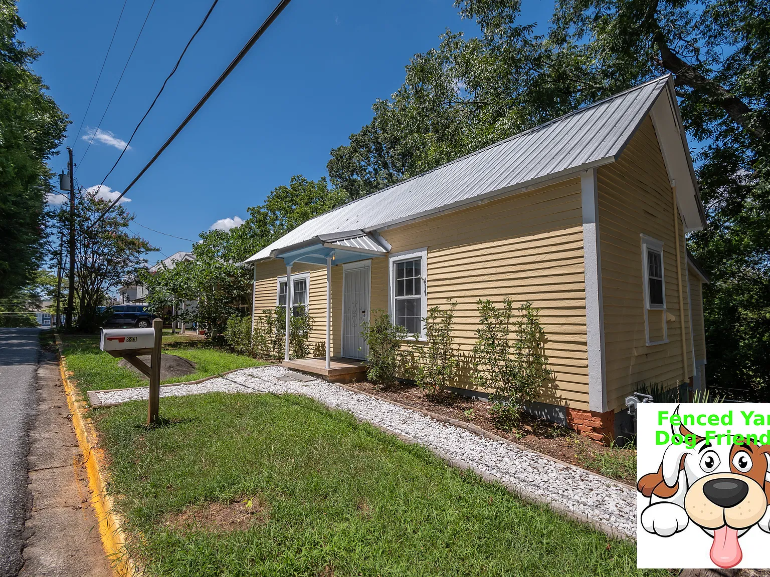 2 bed, 1020 sqft, $1,600 — Photo 1