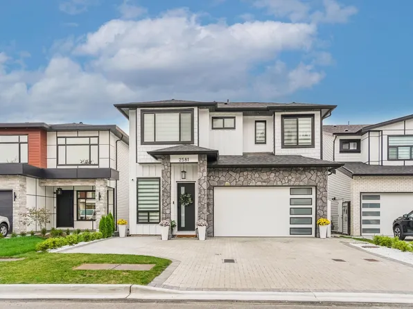 2581 Terminal Ct, Abbotsford, BC V4X 0C4