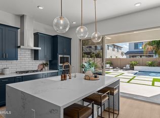 1411 E Carob Dr, Gilbert, AZ 85298