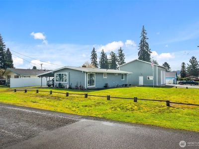 1721 W Young Street, Elma, WA, 98541