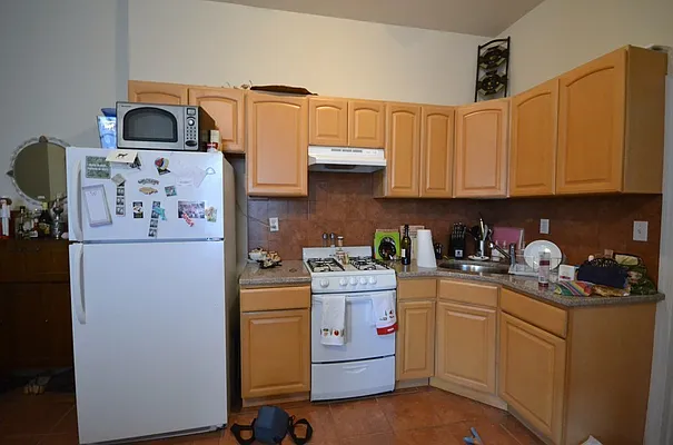 Rented by Bold New York | media 29