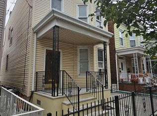 717 27th St, Union City, NJ 07087