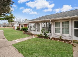 174 Ventry Ct UNIT A, Ridge, NY 11961