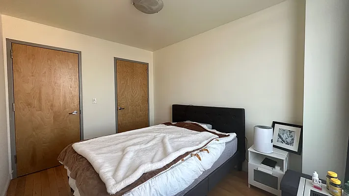 Sold by Landmark International Real Estate, LLC | media 20