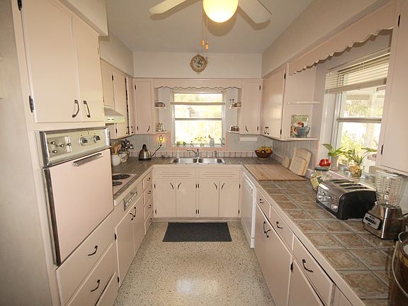 2nd image of 2716 45th St S