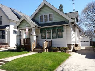 2342 N 65th St, Wauwatosa, WI 53213