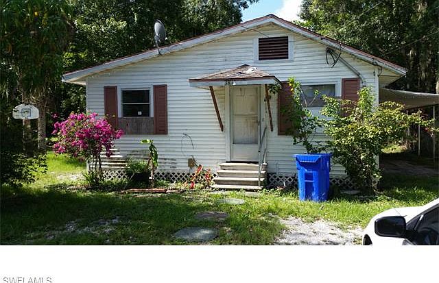 1st image of 3830 Desoto Ave