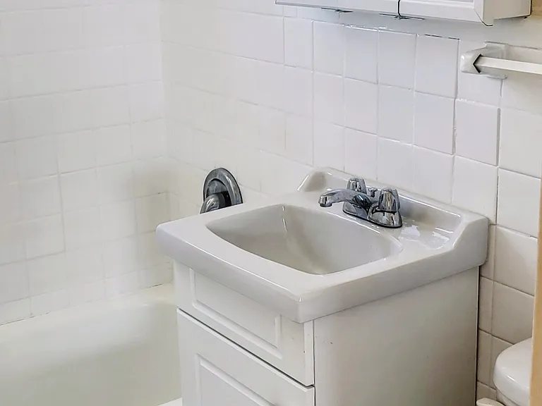 122B 14th Ave #122B — Photo 10
