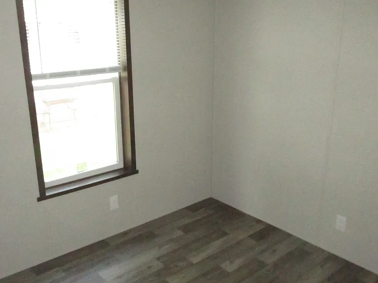 Pavilion Estates — Photo 38