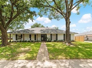 1456 Crescent Dr, Baton Rouge, LA 70806