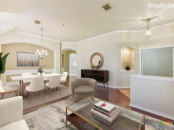 3rd image of 412 Settlers Valley Dr