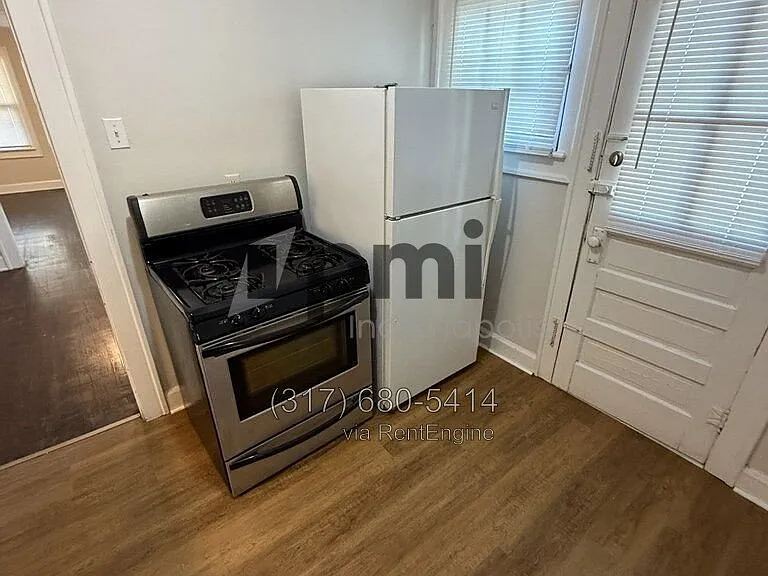 943 N Drexel Ave — Photo 10