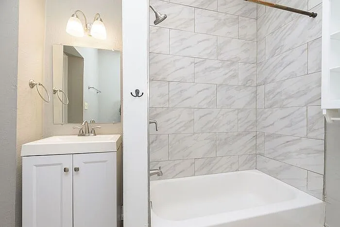 1806 Lexington Ave — Photo 12