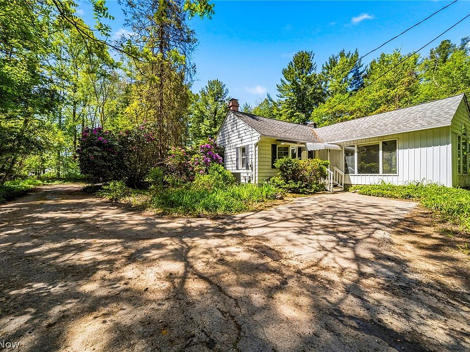 1st image of 38650 Chardon Rd