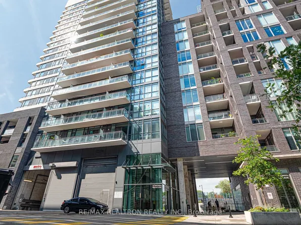 20 Minowan Miikan Ln #607, Toronto, ON M6J 0E5